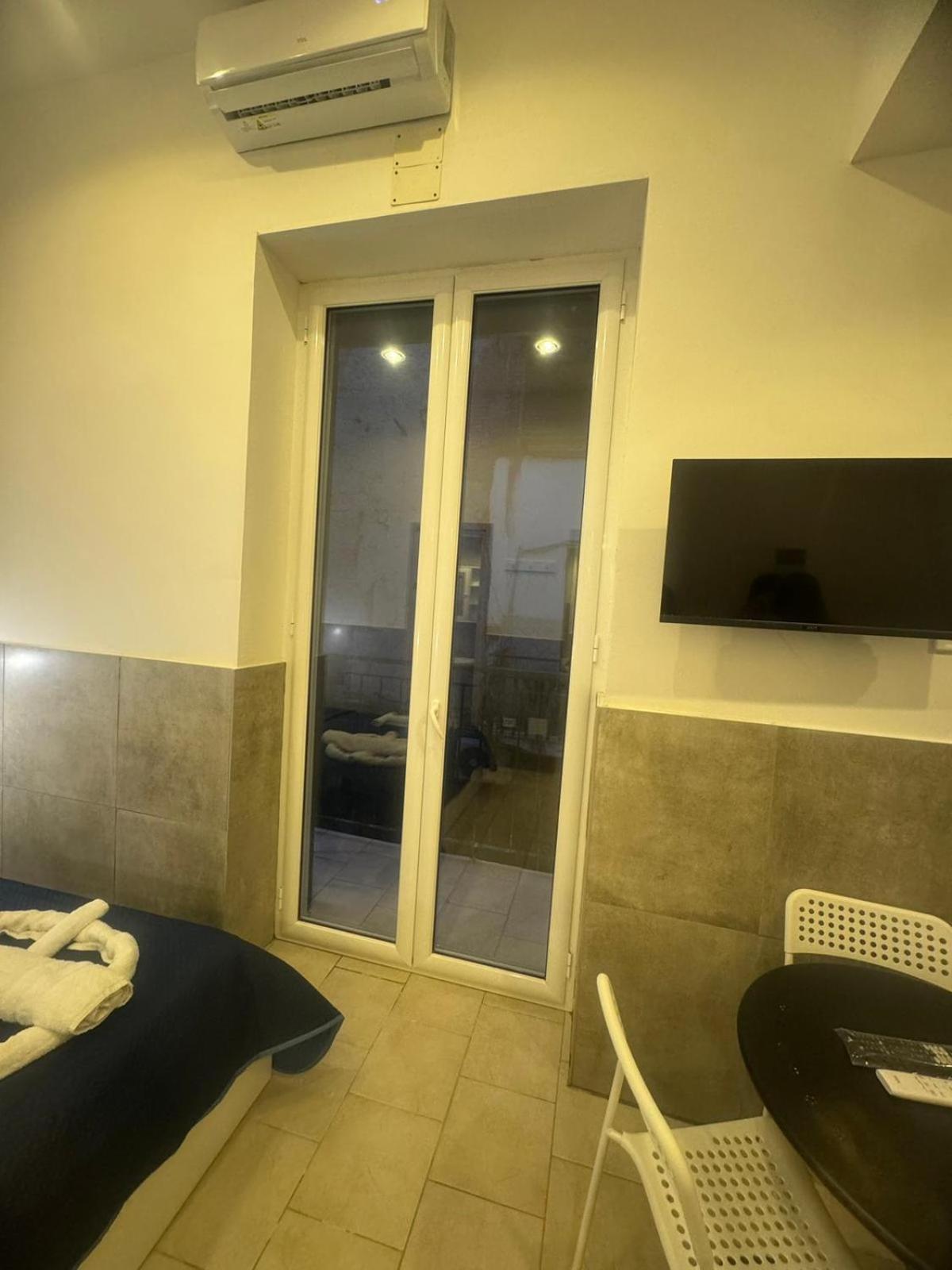 Terrazza Miracoli Napoli Lejlighedshotel Eksteriør billede