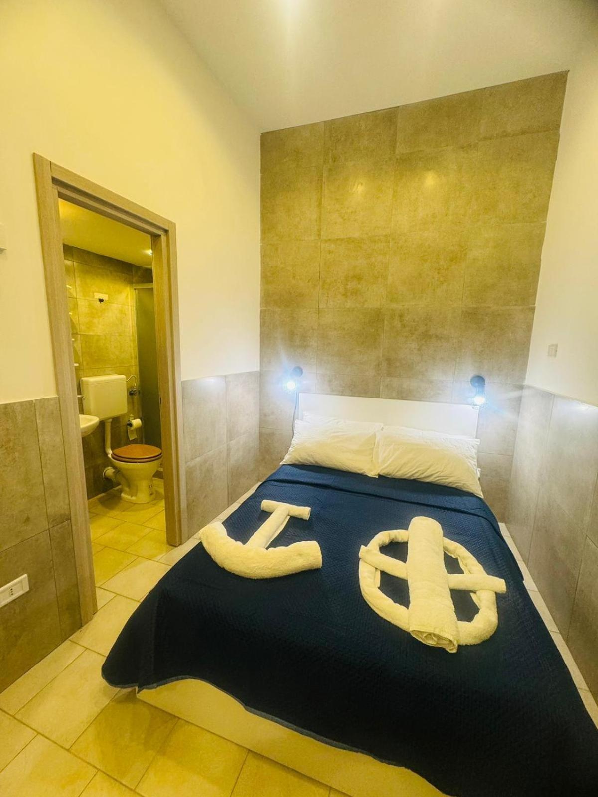 Terrazza Miracoli Napoli Lejlighedshotel Eksteriør billede