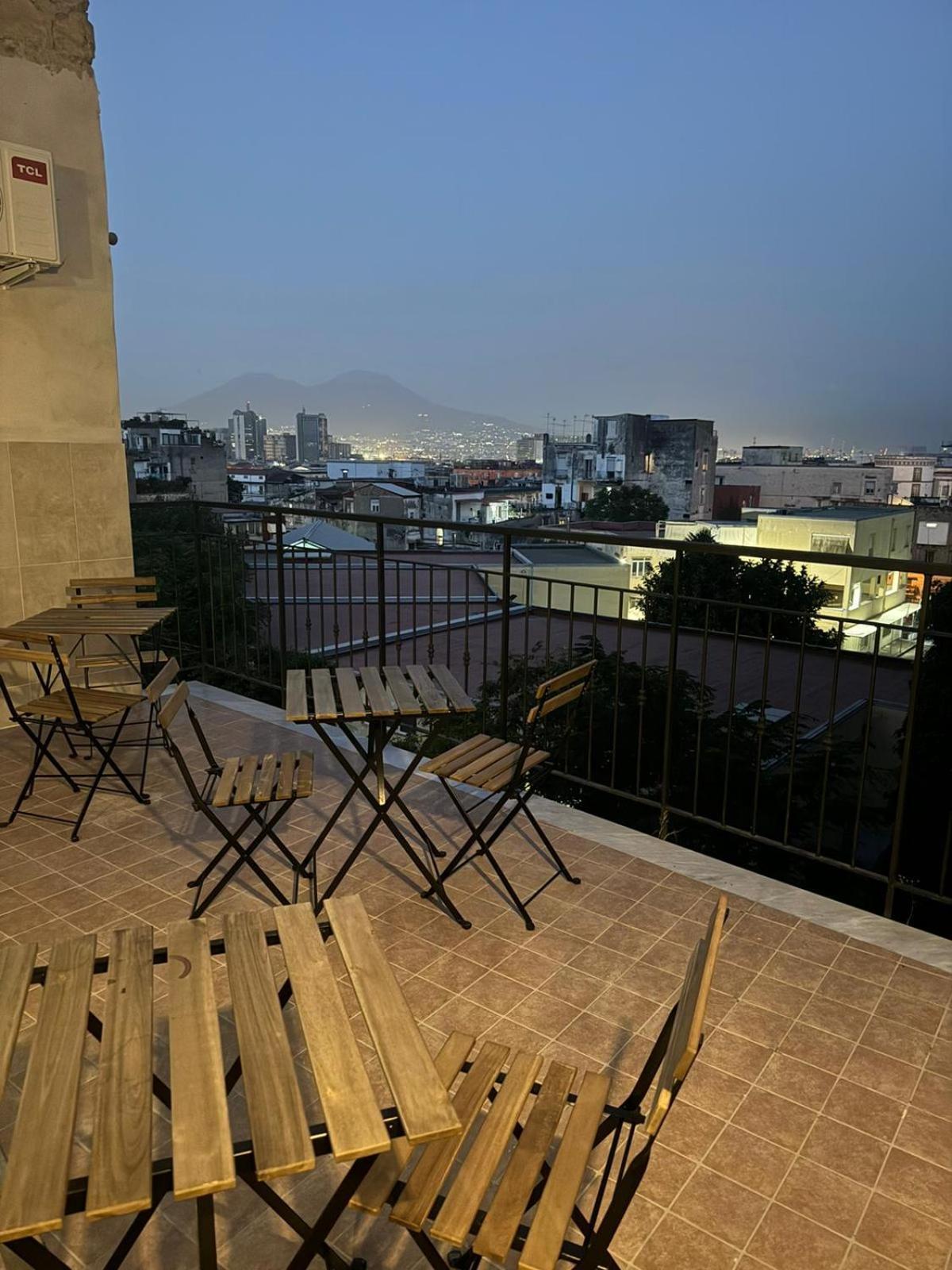 Terrazza Miracoli Napoli Lejlighedshotel Eksteriør billede