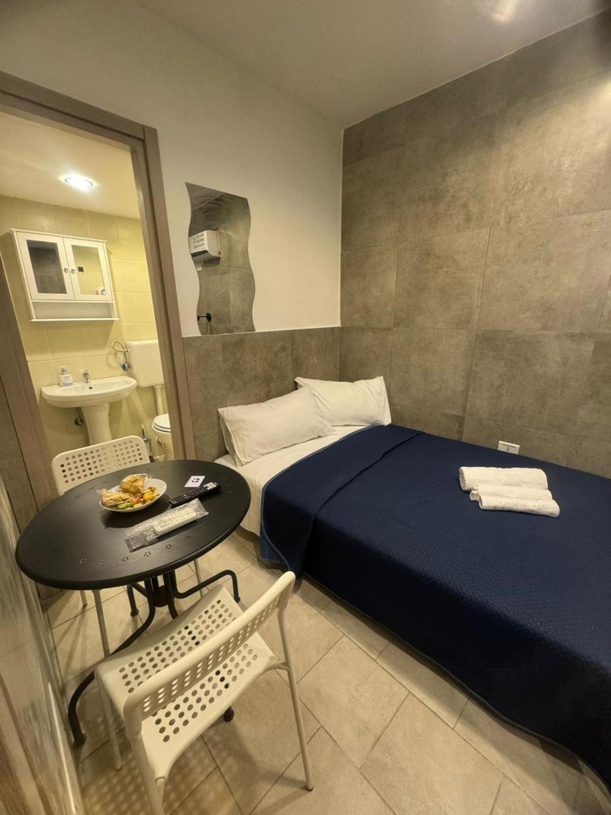 Terrazza Miracoli Napoli Lejlighedshotel Eksteriør billede